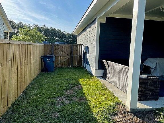 4th image of 105 Brightwood Dr
