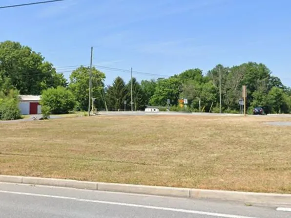 19202 Poffenberger Rd, Hagerstown, MD 21740