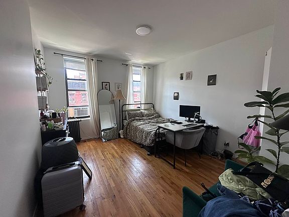 2nd image of 305 E 104th St APT 4E