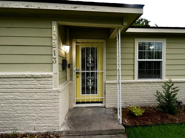 10213 Fairland Dr — Photo 4