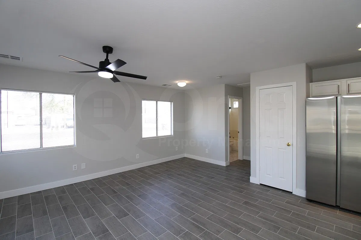 4 bed, 2.0 bath, 1420 sqft, $1,699 — Photo 3