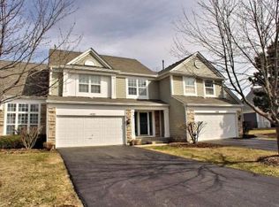 1452 Diamond Dr, Hoffman Estates, IL