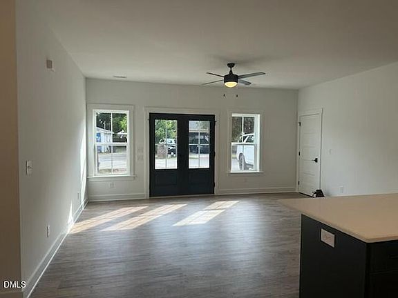 3rd image of 602 Wondertown Dr