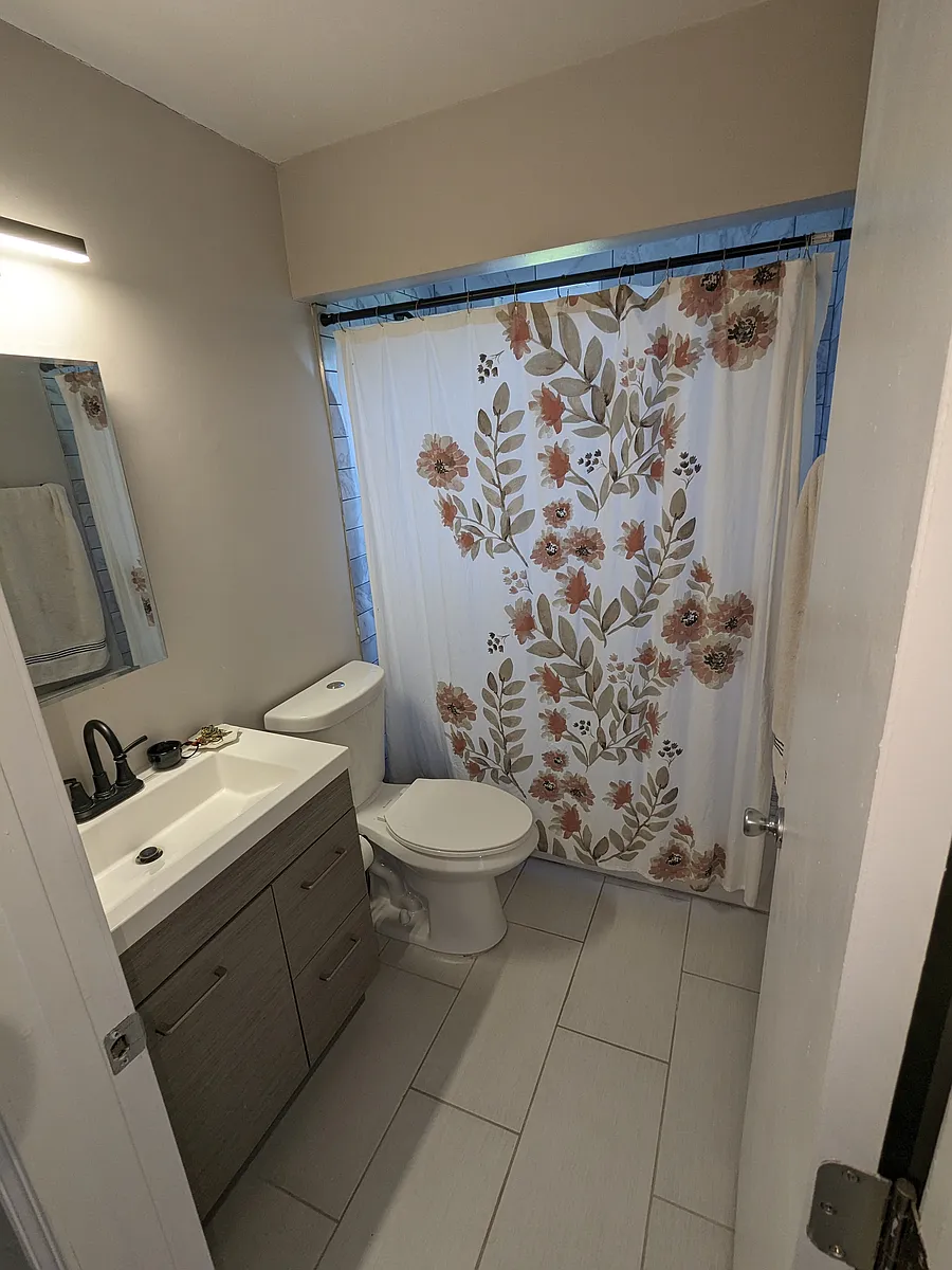 Building Photo - 5501 Milan Ave #3