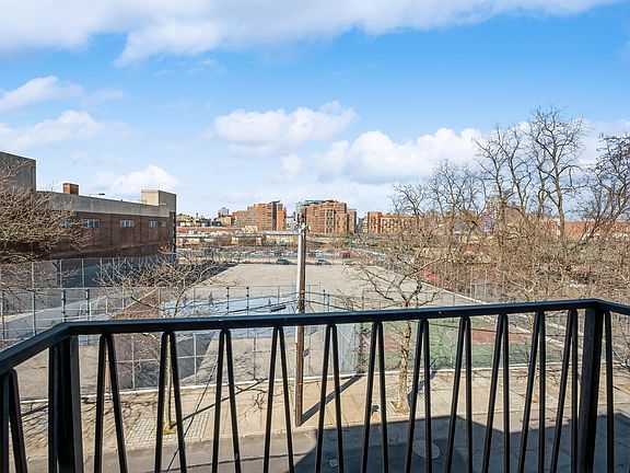 5th image of 598 Eagle Ave APT 4A