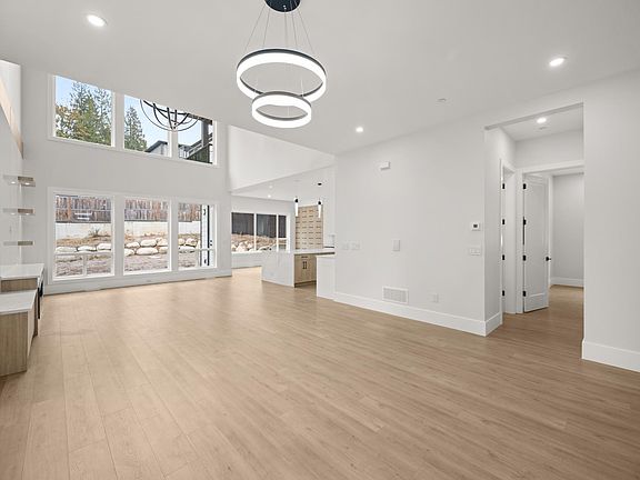 5th image of 23685 131a Ave