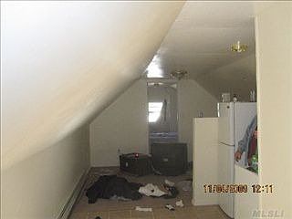 3rd image of 10 Arden Ln