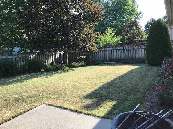 5449 Old Barn Dr, Indianapolis, IN 46268