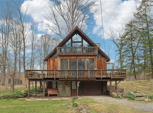 242 McClelland Rd, Mercer, PA 16137