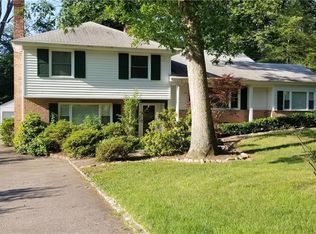 8206 Bronwood Rd, Henrico, VA 23229