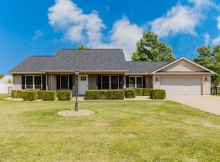 3216 Palomino Ct, Herrin, IL 62948