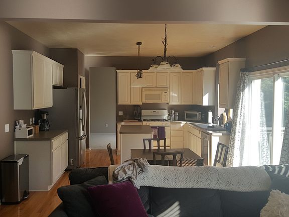 4th image of 2353 Harvester Dr