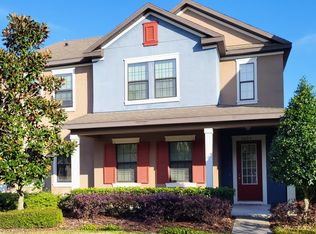 5824 Village Center Dr, Lithia, FL 33547