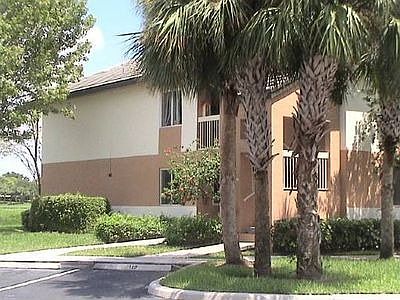 1st image of 722 NW 92nd Ave