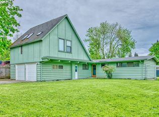 1696 Larkspur Loop, Eugene, OR 97401