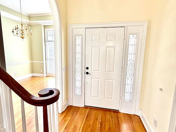 2nd image of 540 Brookside Dr