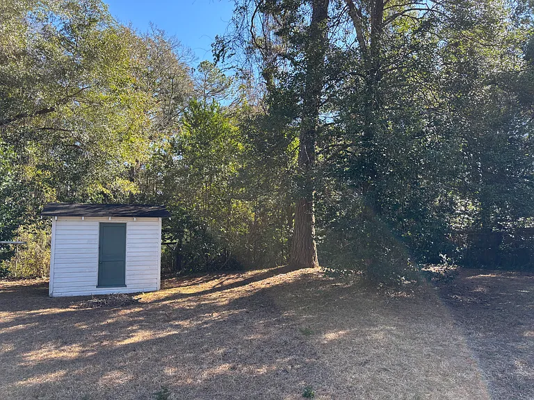 719 Bonham Ave — Photo 13