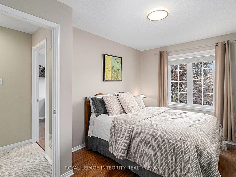 564 Renaissance Dr — Photo 5