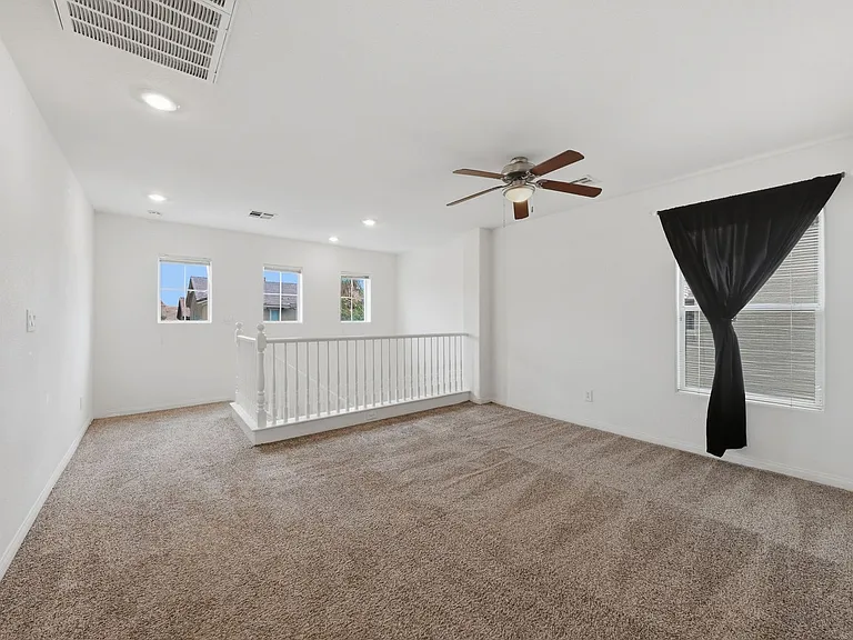 553 Brinkburn Point Ave — Photo 14