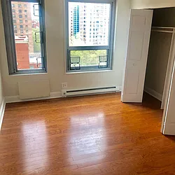 Rented by Metropolis Real Estate of Manhattan