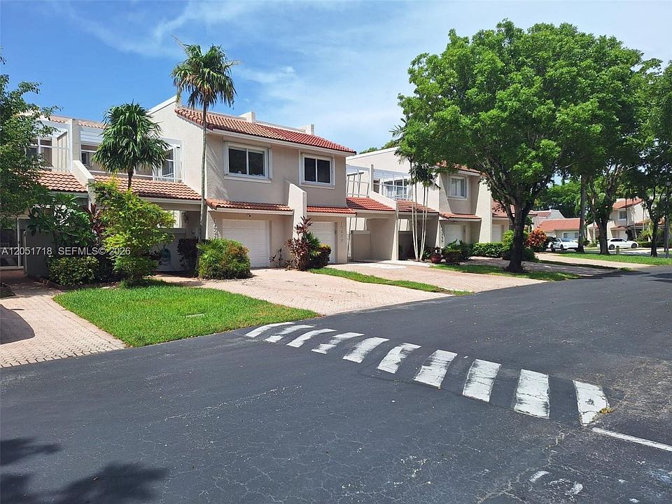 1st image of 10241 NW 52nd Ter