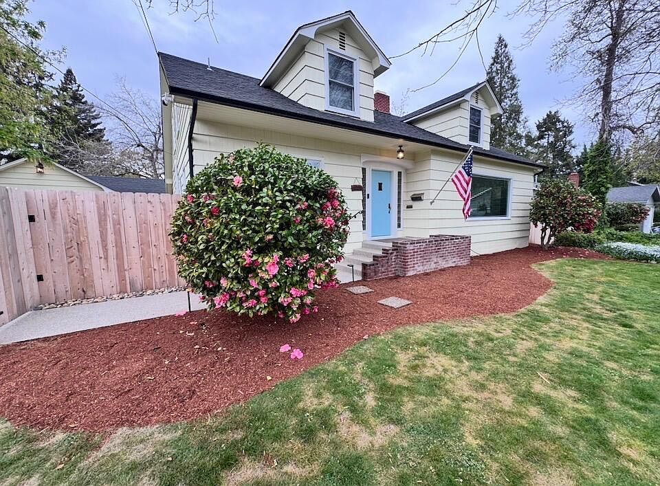 1st image of 736 NW 3rd St