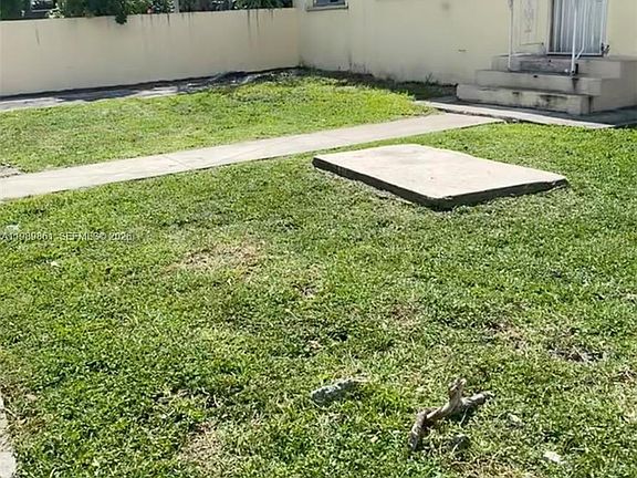 5th image of 1268 SW 4th St