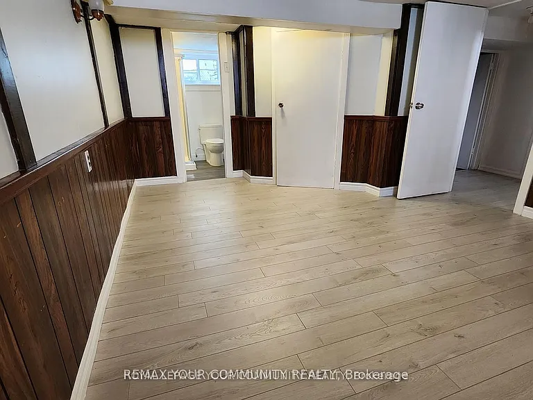 207 Olive Ave — Photo 17