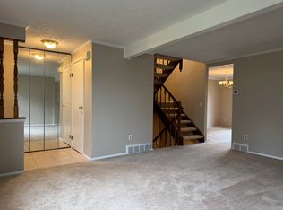 7018 Woodthrush Dr, Painesville, OH 44077