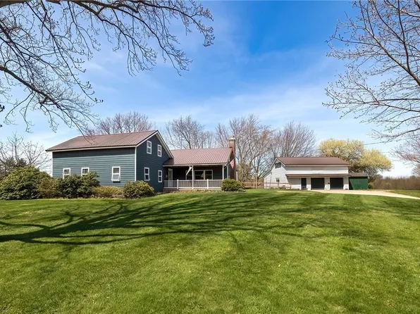 6988 Old Ridge Rd, Fairview, PA 16415