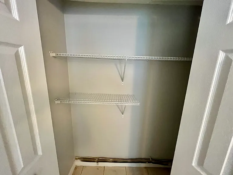 Terrace Hill Apartments — Photo 10