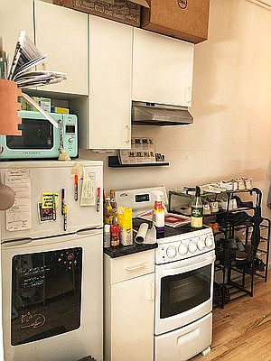 5th image of 36 E 7th St APT 2re