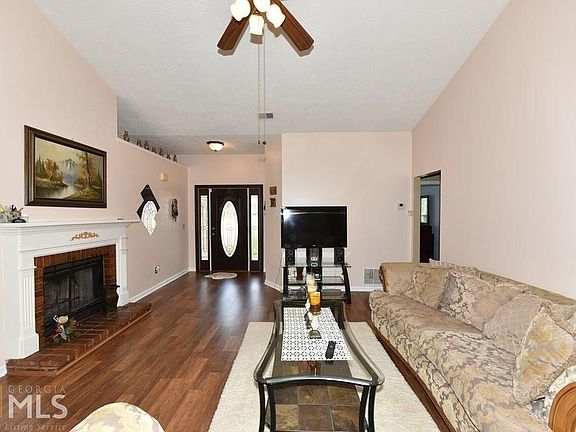 4th image of 2245 Boone Ct