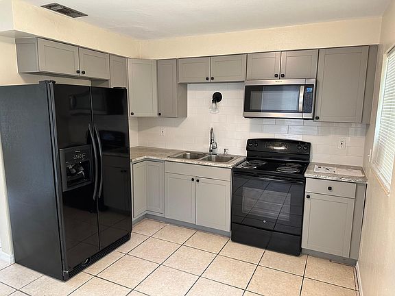 3rd image of 757 26th Ave S