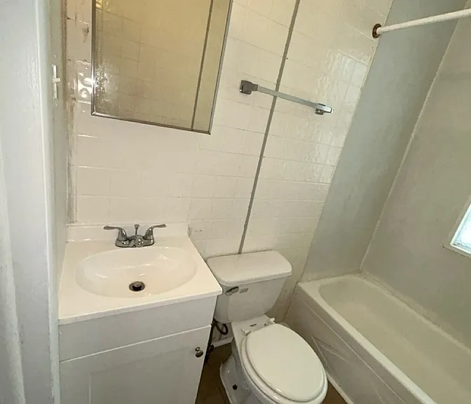 417 N Adams St #2 — Photo 12