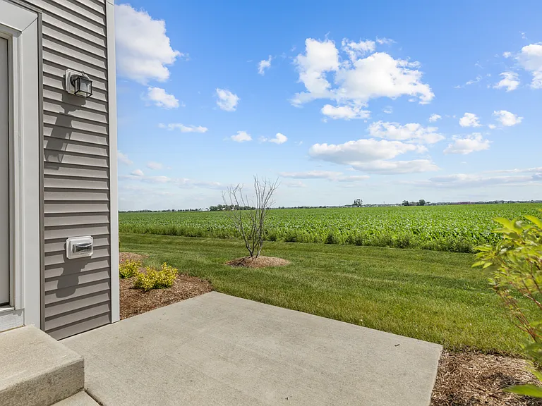 2227 Ryegrass Ln — Photo 24