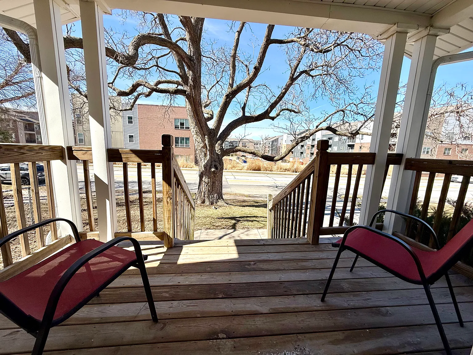 4 bed, 2.5 bath, 1400 sqft, $850 — Photo 2