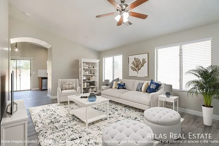 Remodeled 3 Bed/2 Bath home in Queen Creek! Include a complete re-paint! — Photo 2