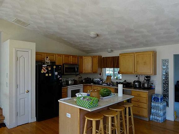 2nd image of 119 Victoria Ave