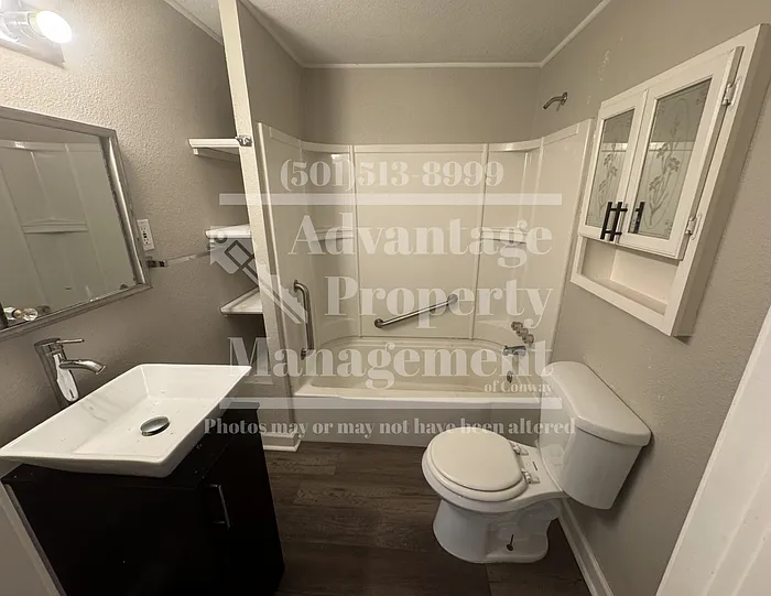 1519 Phyllis St — Photo 8