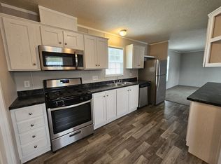 46000 Geddes Rd #106, Canton, MI 48188