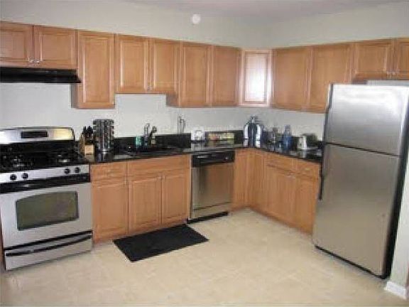 1109 MORNING GLORY DR