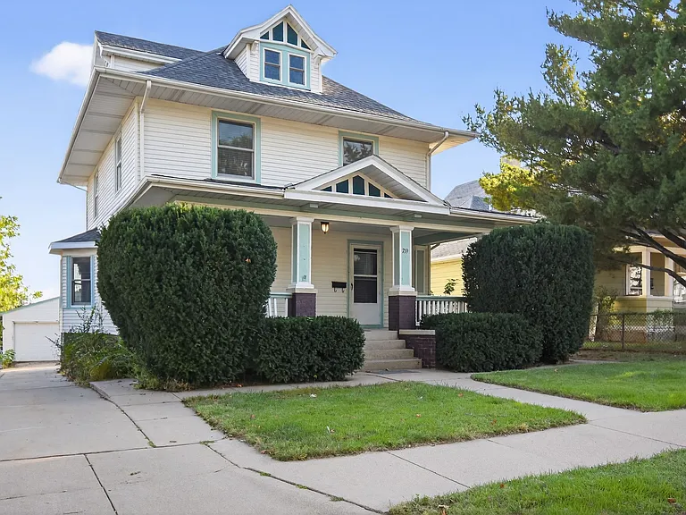 719 Pine St — Photo 32