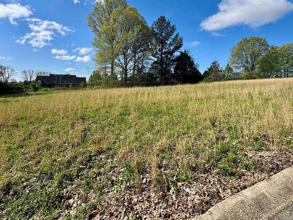 2nd image of 60 York Cmns