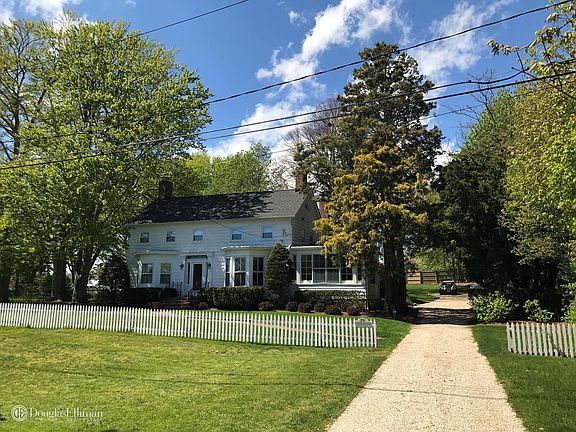 3rd image of 29 Bowden Sq