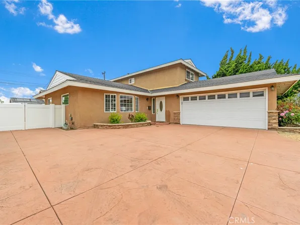 17553 Santa Domingo Cir, Fountain Valley, CA 92708