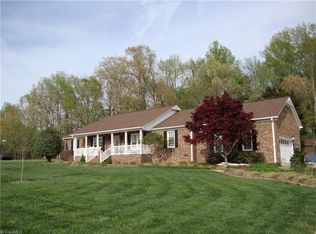 3603 Jake Dr, Mc Leansville, NC 27301
