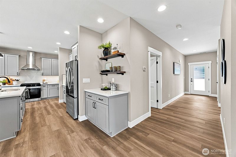 5th image of 1202 Spiketon Road