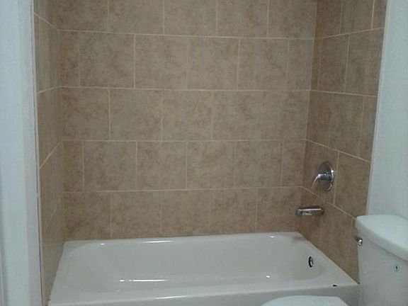 2nd image of 5727 Carver Cir