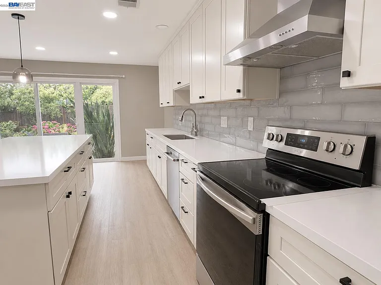 41348 Whitecrest Ct — Photo 10